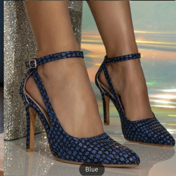Elegant Women’s Stiletto Heels – Pointed Toe Ankle Strap Shoes